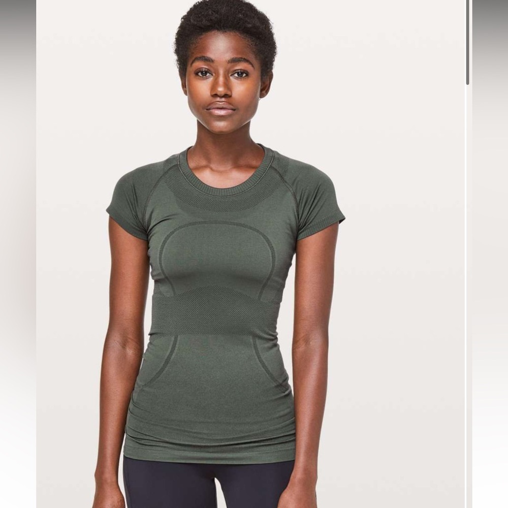 Lululemon Swiftly Tech Short Sleeve Crew Neck Stretch Shirt Top Mesh Camo Green